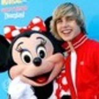 cody-linley-380567l-thumbnail_gallery - Cody Linley