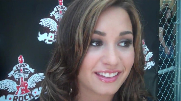 Demi Lovato_ Very Fashionable And  Pretty During An Interview 1663 - Demilush - Very Fashionable And Pretty During An Interview Part oo4