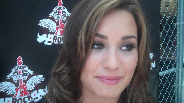 Demi Lovato_ Very Fashionable And  Pretty During An Interview 1702