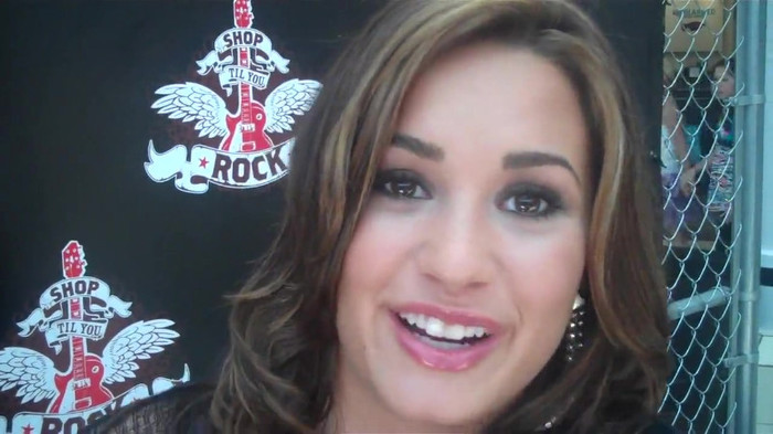 Demi Lovato_ Very Fashionable And  Pretty During An Interview 1731