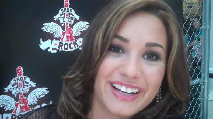 Demi Lovato_ Very Fashionable And  Pretty During An Interview 1736