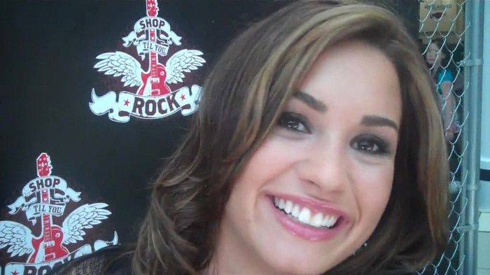 Demi Lovato_ Very Fashionable And  Pretty During An Interview 1745