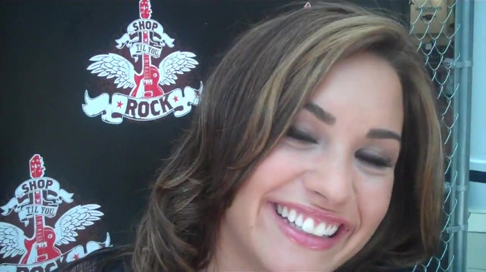 Demi Lovato_ Very Fashionable And  Pretty During An Interview 1770