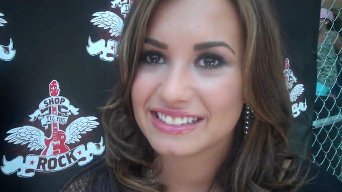 Demi Lovato_ Very Fashionable And  Pretty During An Interview 2013 - Demilush - Very Fashionable And Pretty During An Interview Part oo5