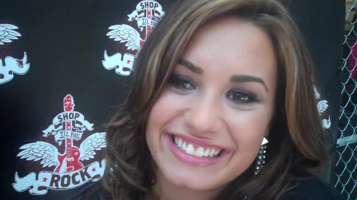 Demi Lovato_ Very Fashionable And  Pretty During An Interview 1863