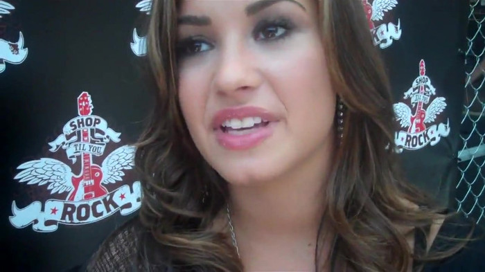 Demi Lovato_ Very Fashionable And  Pretty During An Interview 2049 - Demilush - Very Fashionable And Pretty During An Interview Part oo5