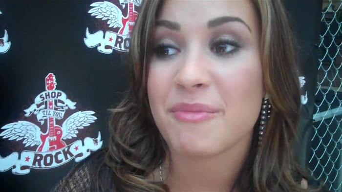 Demi Lovato_ Very Fashionable And  Pretty During An Interview 2134 - Demilush - Very Fashionable And Pretty During An Interview Part oo5