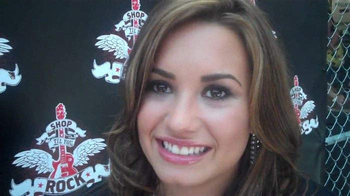 Demi Lovato_ Very Fashionable And  Pretty During An Interview 1979