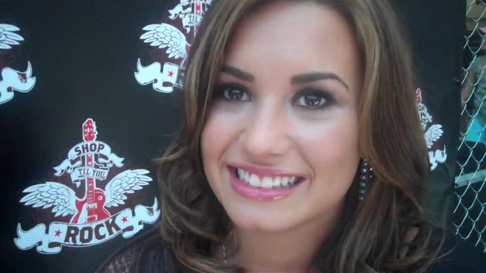 Demi Lovato_ Very Fashionable And  Pretty During An Interview 1999
