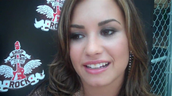 Demi Lovato_ Very Fashionable And  Pretty During An Interview 2213