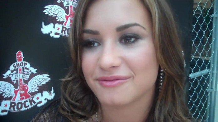 Demi Lovato_ Very Fashionable And  Pretty During An Interview 2226 - Demilush - Very Fashionable And Pretty During An Interview Part oo5