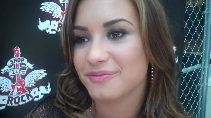 Demi Lovato_ Very Fashionable And  Pretty During An Interview 2236 - Demilush - Very Fashionable And Pretty During An Interview Part oo5