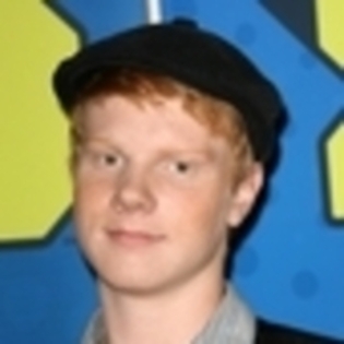 34128865_AXVTOZDBD - Adam Hicks