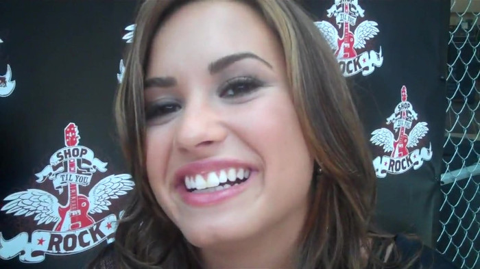 Demi Lovato_ Very Fashionable And  Pretty During An Interview 2909 - Demilush - Very Fashionable And Pretty During An Interview Part oo6