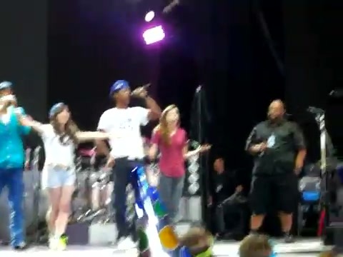 Demi Lovato\'s Entrance at Souncheck 0092