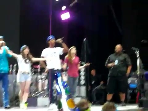 Demi Lovato\'s Entrance at Souncheck 0094