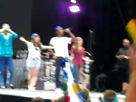 Demi Lovato\'s Entrance at Souncheck 0160