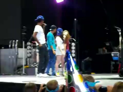 Demi Lovato\'s Entrance at Souncheck 0674