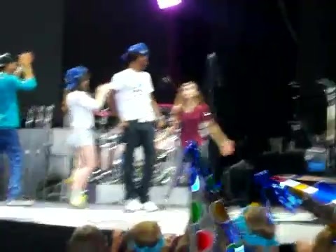 Demi Lovato\'s Entrance at Souncheck 0346