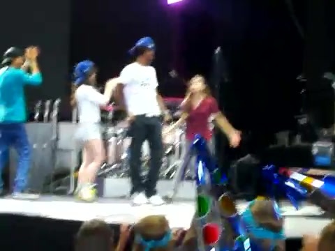 Demi Lovato\'s Entrance at Souncheck 0349