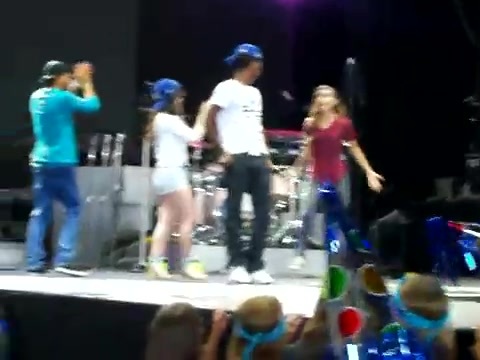 Demi Lovato\'s Entrance at Souncheck 0360
