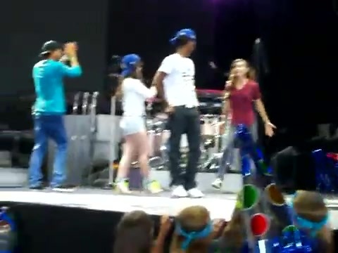 Demi Lovato\'s Entrance at Souncheck 0365