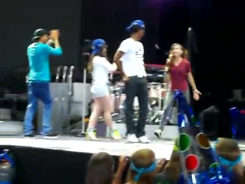 Demi Lovato\'s Entrance at Souncheck 0368