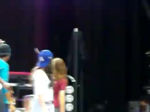 Demi Lovato\'s Entrance at Souncheck 0789