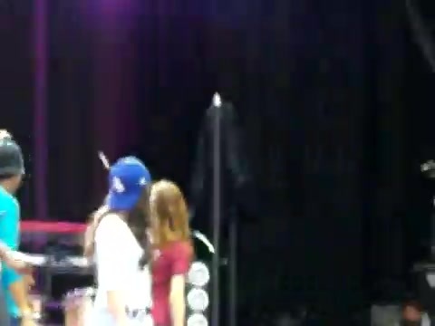 Demi Lovato\'s Entrance at Souncheck 0794