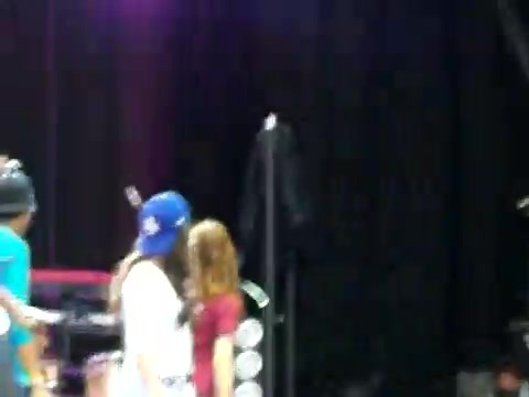 Demi Lovato\'s Entrance at Souncheck 0796