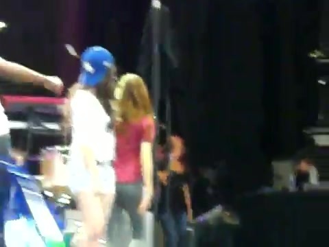 Demi Lovato\'s Entrance at Souncheck 0873