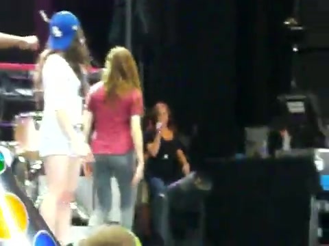 Demi Lovato\'s Entrance at Souncheck 0897