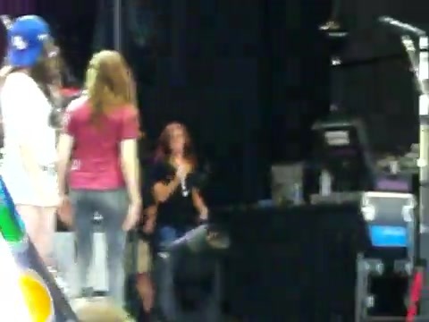 Demi Lovato\'s Entrance at Souncheck 0915