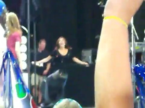 Demi Lovato\'s Entrance at Souncheck 0966
