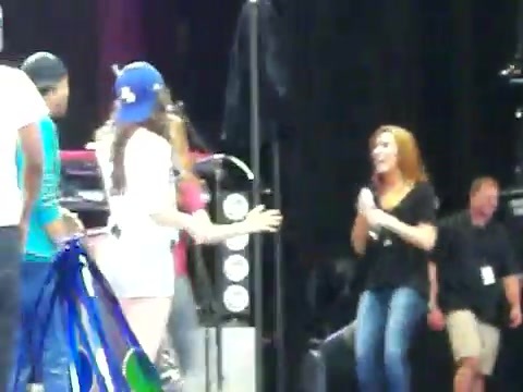 Demi Lovato\'s Entrance at Souncheck 1180 Demi Lovato\'s Entrance at Souncheck 1180