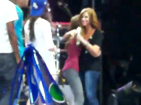 Demi Lovato\'s Entrance at Souncheck 1586