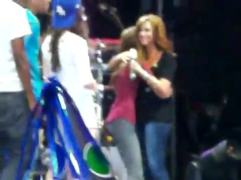 Demi Lovato\'s Entrance at Souncheck 1589