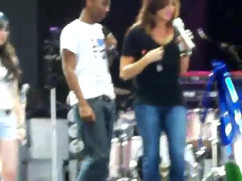 Demi Lovato\'s Entrance at Souncheck 2537 Demi Lovato\'s Entrance at Souncheck 2537