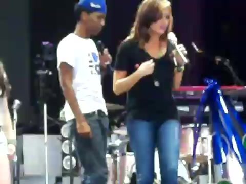 Demi Lovato\'s Entrance at Souncheck 2544 Demi Lovato\'s Entrance at Souncheck 2544