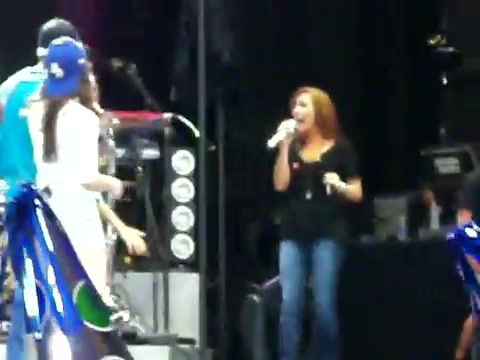 Demi Lovato\'s Entrance at Souncheck 1270