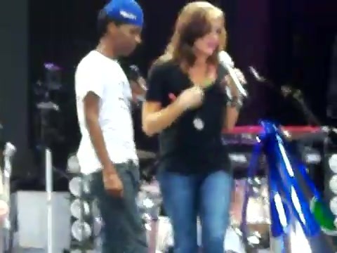 Demi Lovato\'s Entrance at Souncheck 2558 - Demilush - Entrance at Sounchek Part oo6