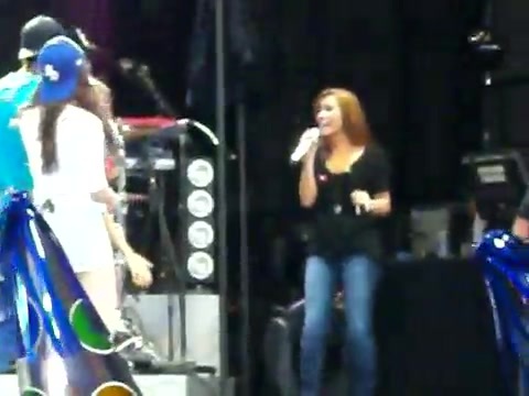 Demi Lovato\'s Entrance at Souncheck 1289