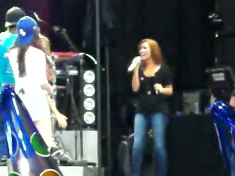 Demi Lovato\'s Entrance at Souncheck 1294