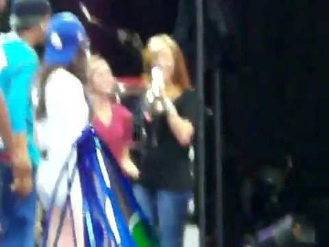 Demi Lovato\'s Entrance at Souncheck 1672
