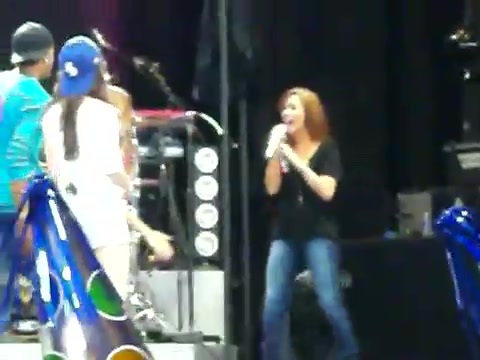 Demi Lovato\'s Entrance at Souncheck 1318