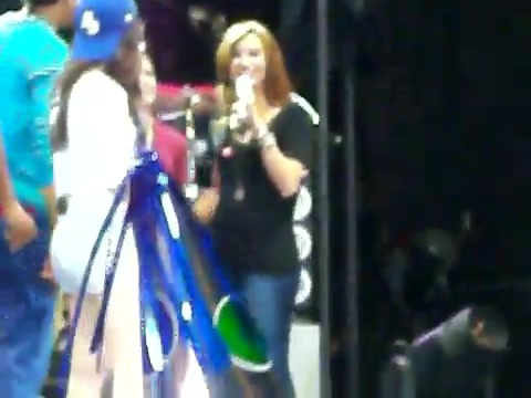 Demi Lovato\'s Entrance at Souncheck 1685