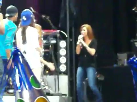 Demi Lovato\'s Entrance at Souncheck 1326 Demi Lovato\'s Entrance at Souncheck 1326