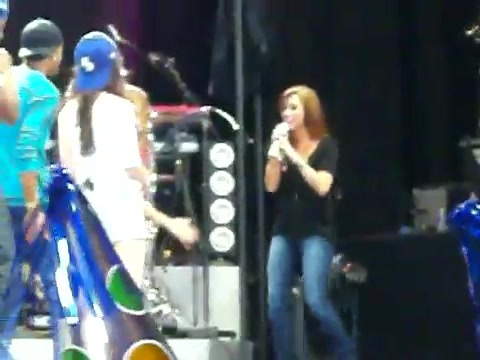 Demi Lovato\'s Entrance at Souncheck 1327 Demi Lovato\'s Entrance at Souncheck 1327