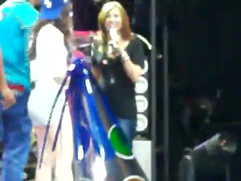 Demi Lovato\'s Entrance at Souncheck 1695