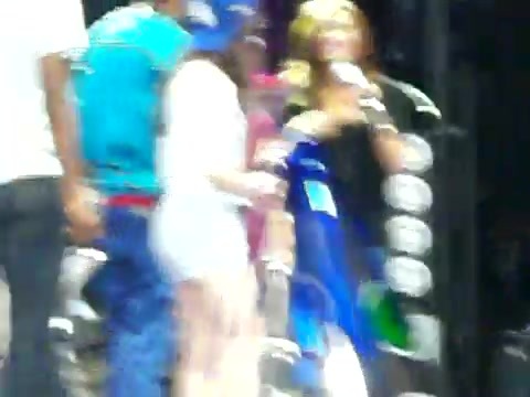 Demi Lovato\'s Entrance at Souncheck 1715